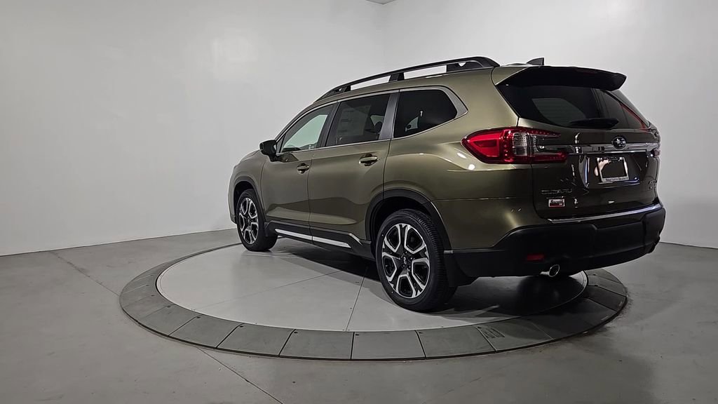 New 2026 Subaru Ascent Limited image 3