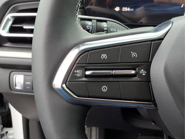 Used 2025 Chevrolet Traverse LT w/ Driver Confidence Package FWD image 15