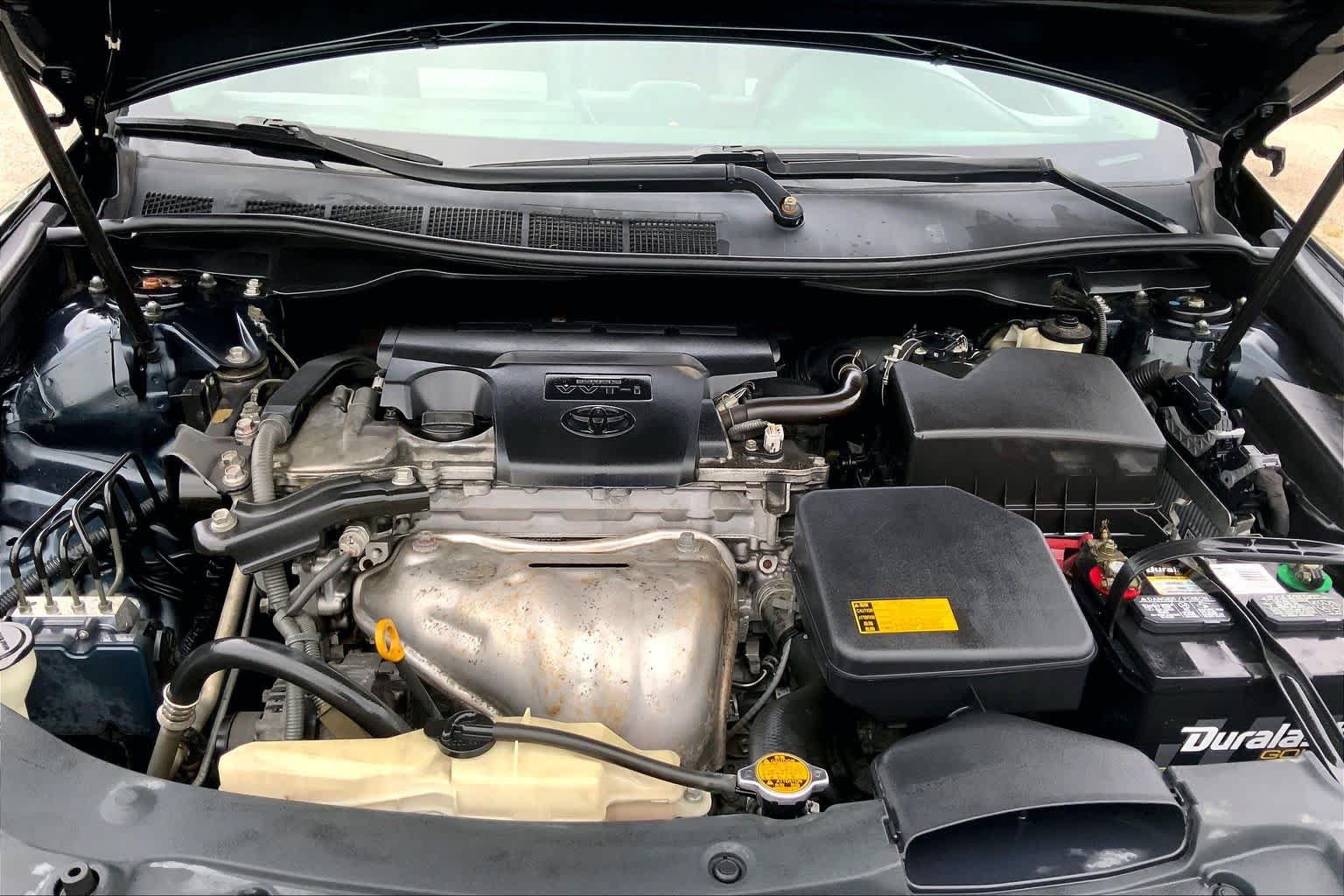 Used 2012 Toyota Camry SE FWD image 30