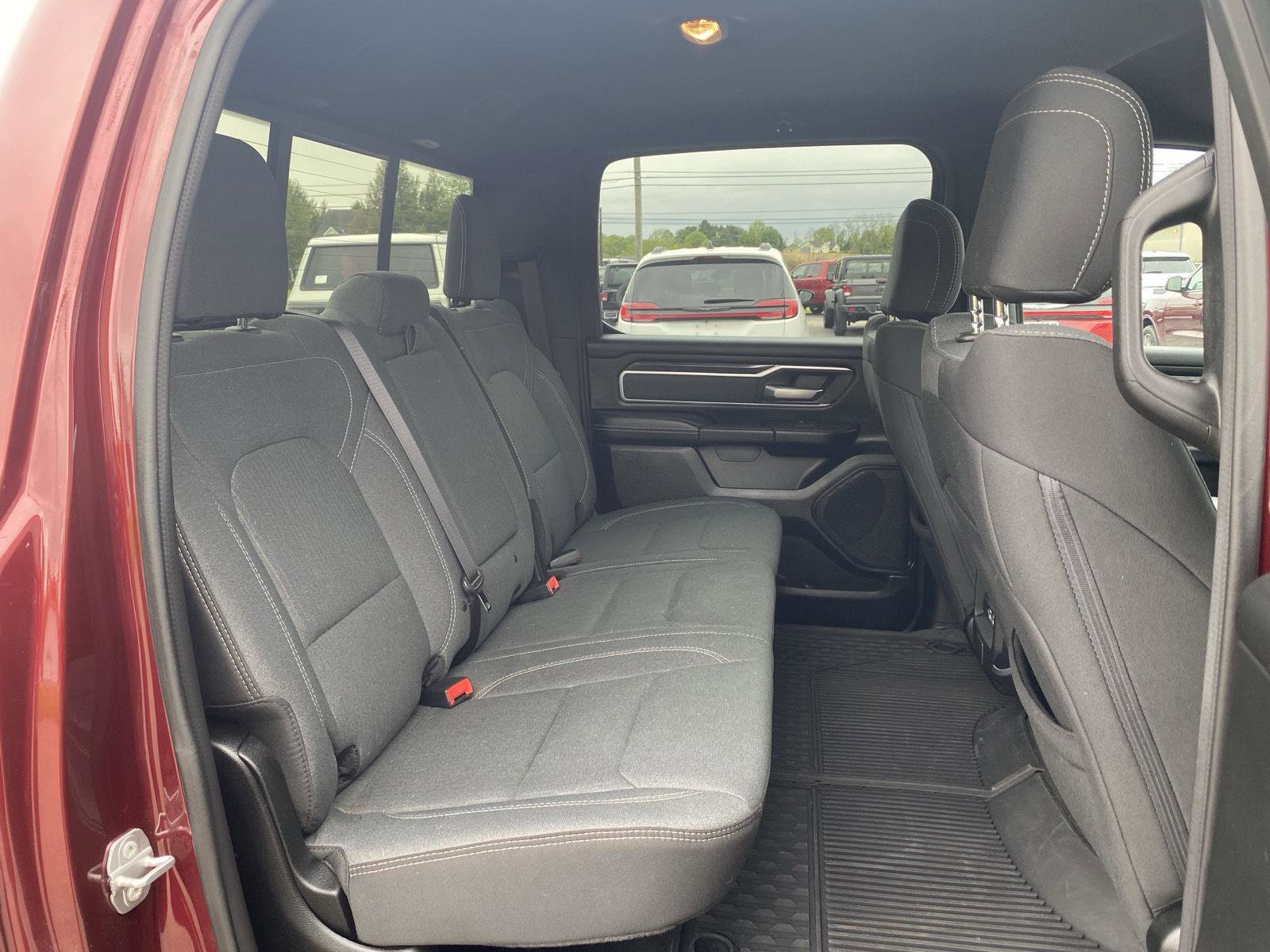 Used 2022 RAM 1500 Big Horn AWD/4WD image 35