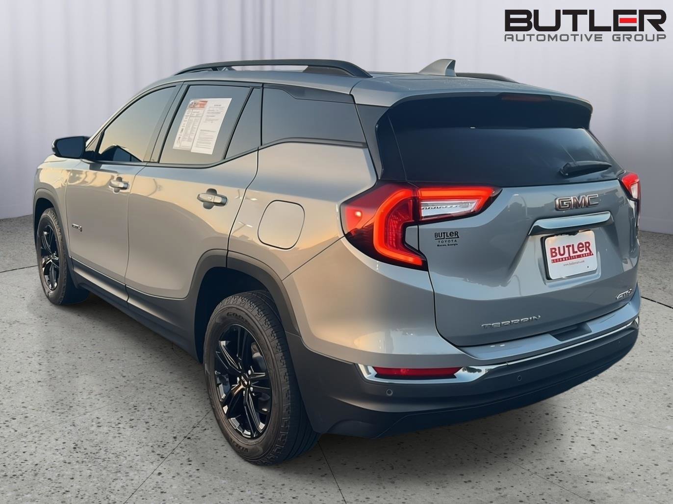 Used 2024 GMC Terrain AT4 w/ Infotainment Package II AWD/4WD image 4