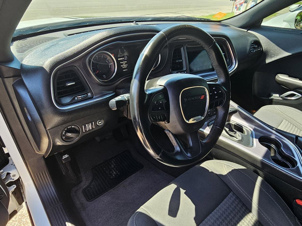 Used 2018 Dodge Challenger SXT RWD image 29