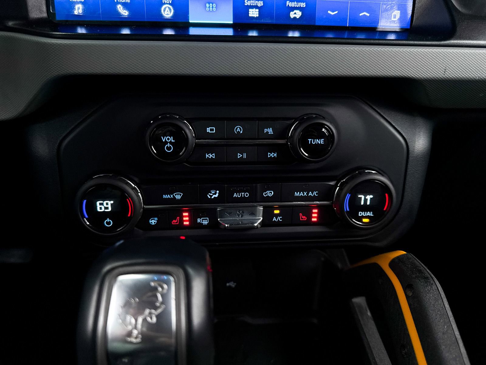 Used 2021 Ford Bronco Badlands image 26