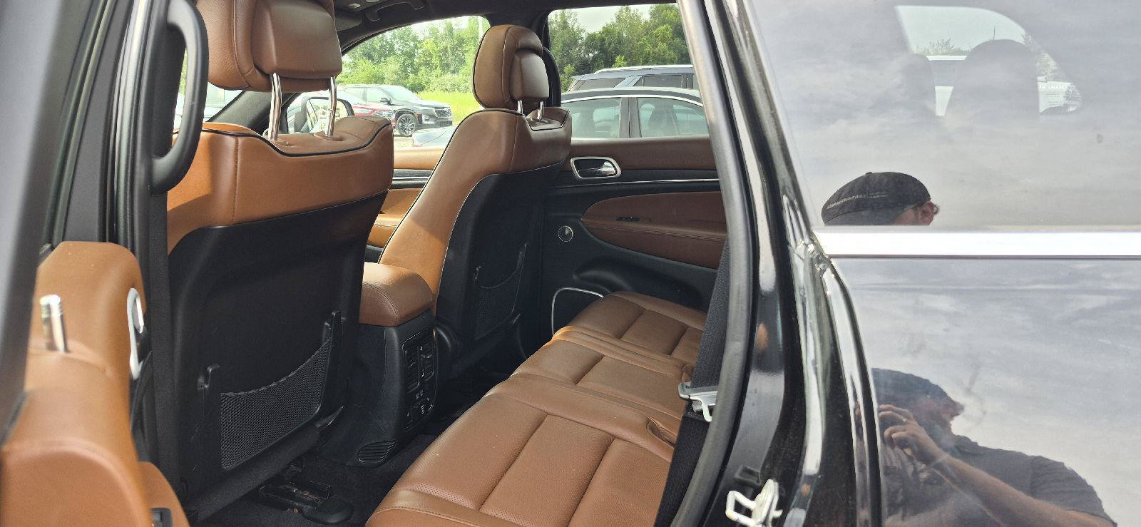 Used 2018 Jeep Grand Cherokee Summit AWD/4WD image 7