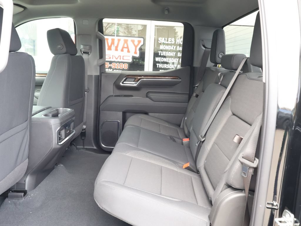 New 2026 GMC Sierra 1500 Elevation w/ LPO, Elevation Black Package AWD/4WD image 26