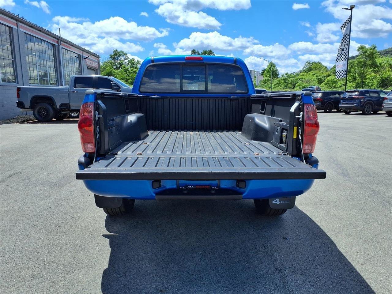 Used 2011 Toyota Tacoma 4x4 Access Cab V6 image 14