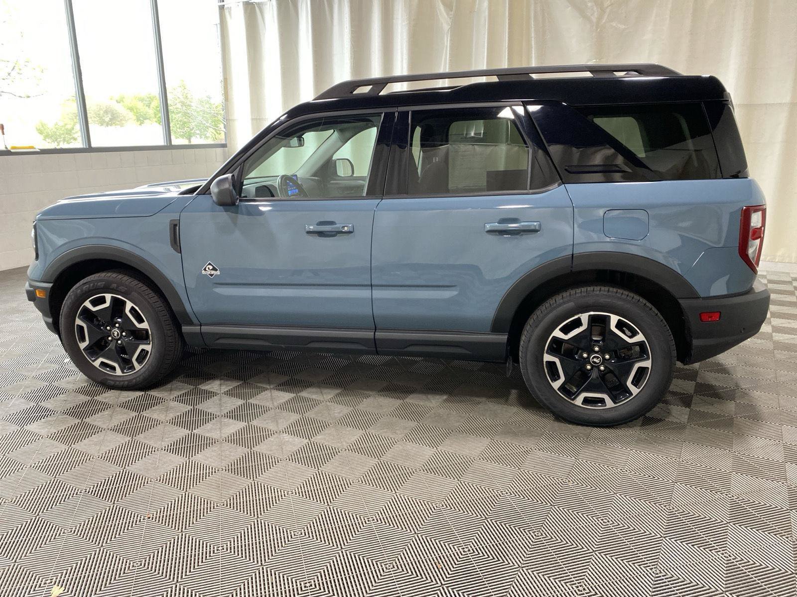 Used 2022 Ford Bronco Sport Outer Banks w/ Tech Package AWD/4WD image 4