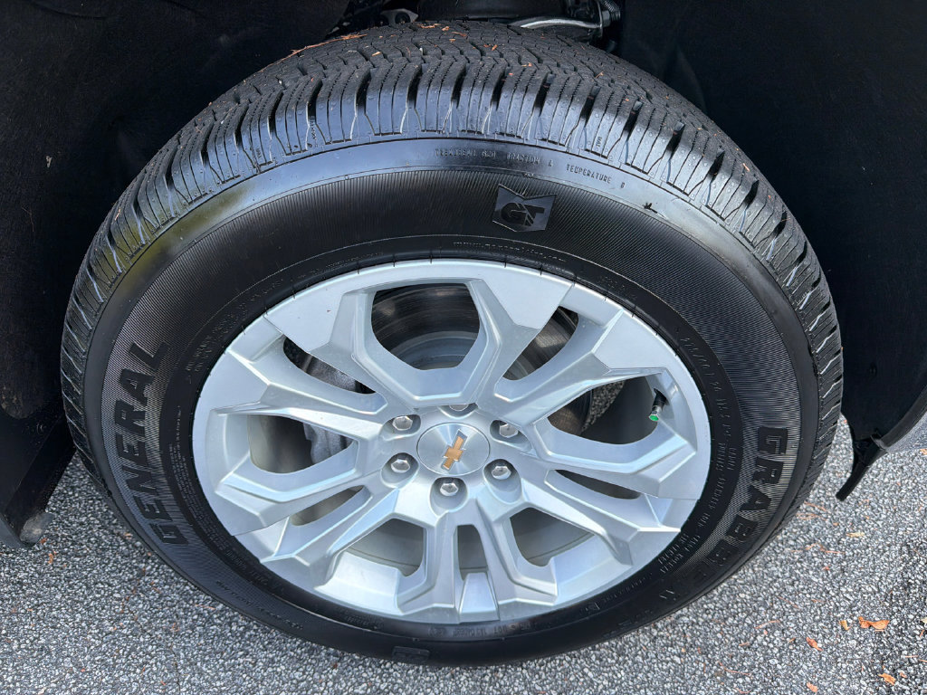 Used 2025 Chevrolet Silverado 1500 LTZ RWD image 12