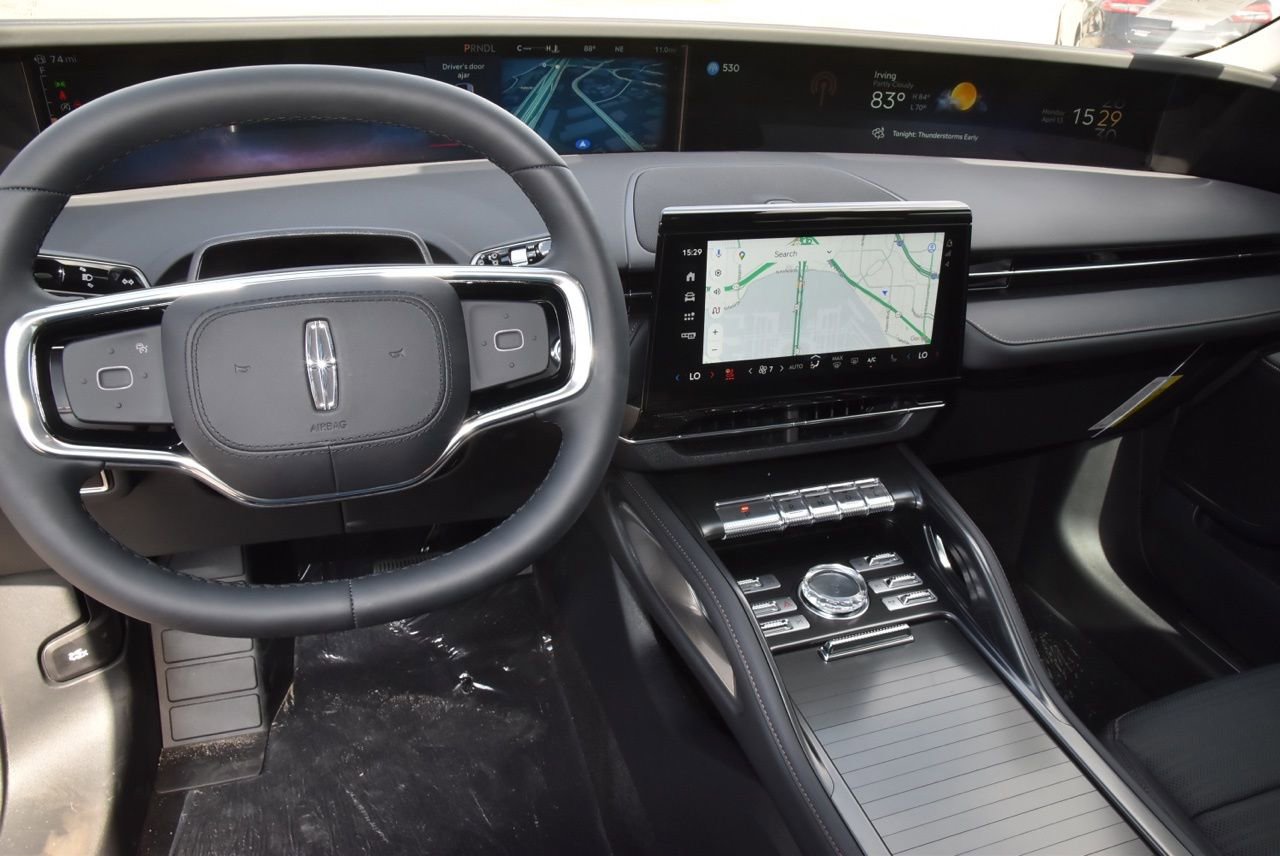 New 2026 Lincoln Nautilus Reserve AWD/4WD image 32