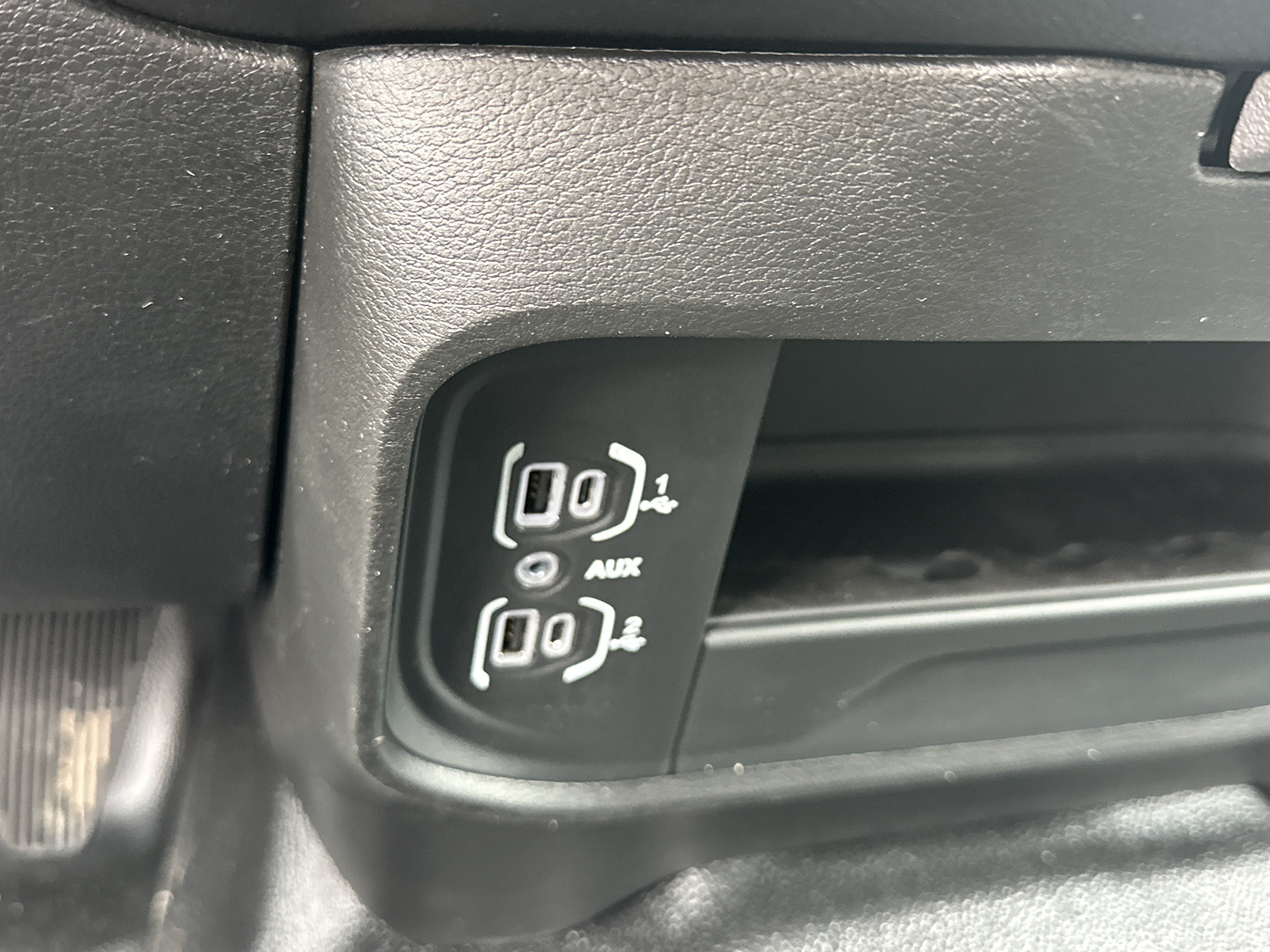 New 2026 RAM 5500 4x4 Crew Cab image 8