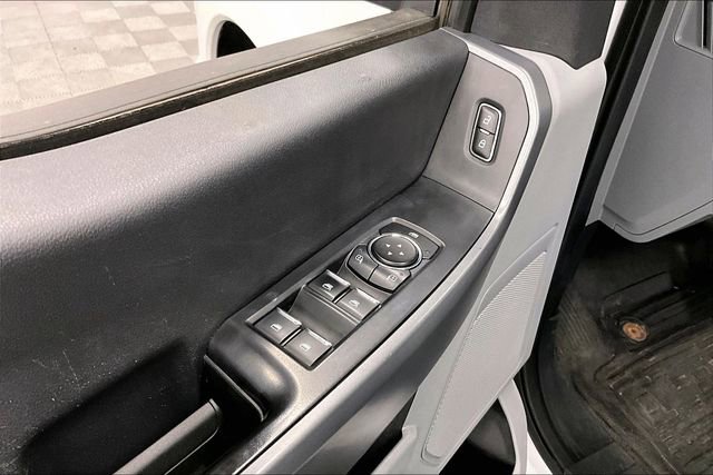 Used 2023 Ford F350 XLT image 32