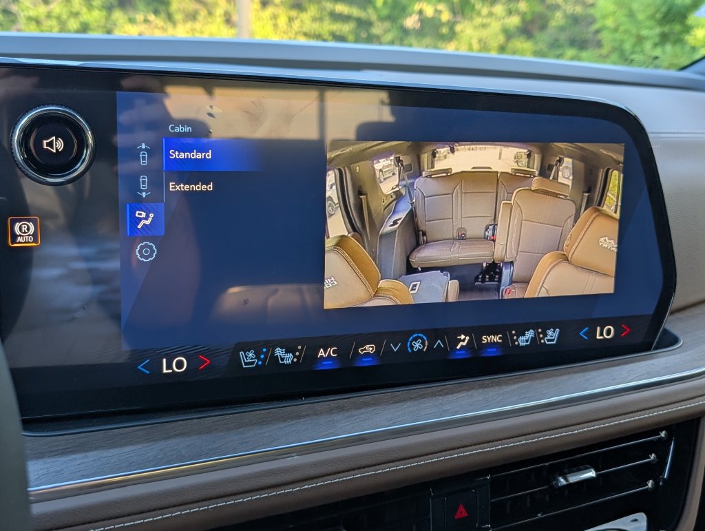 New 2026 Chevrolet Tahoe High Country RWD image 26