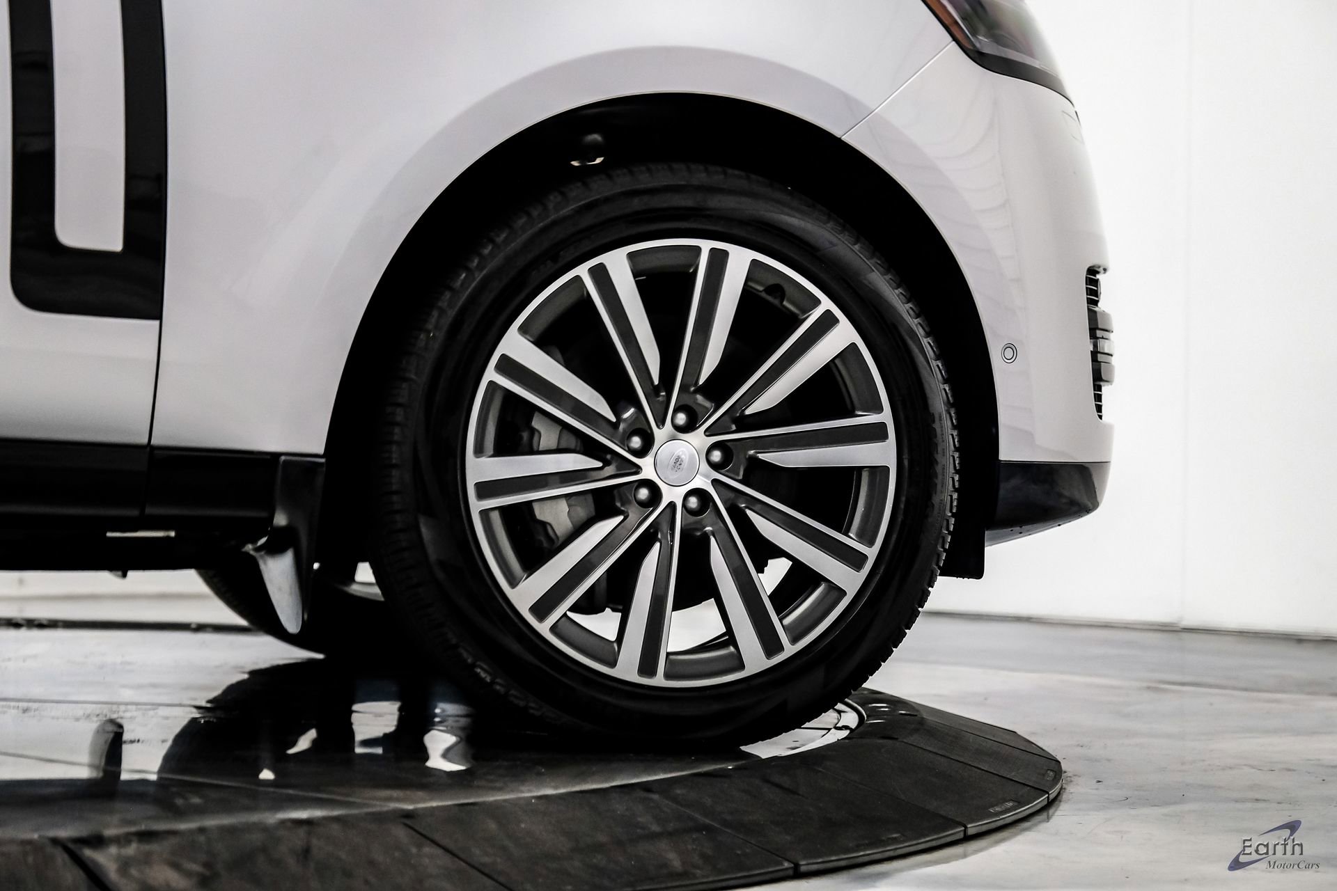 Used 2023 Land Rover Range Rover SE image 93