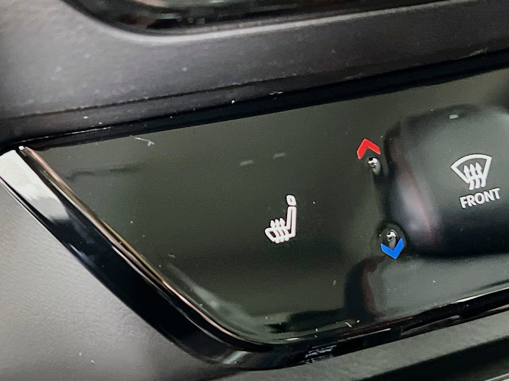 New 2026 Nissan Kicks SR w/ Cold Weather Package AWD/4WD image 18
