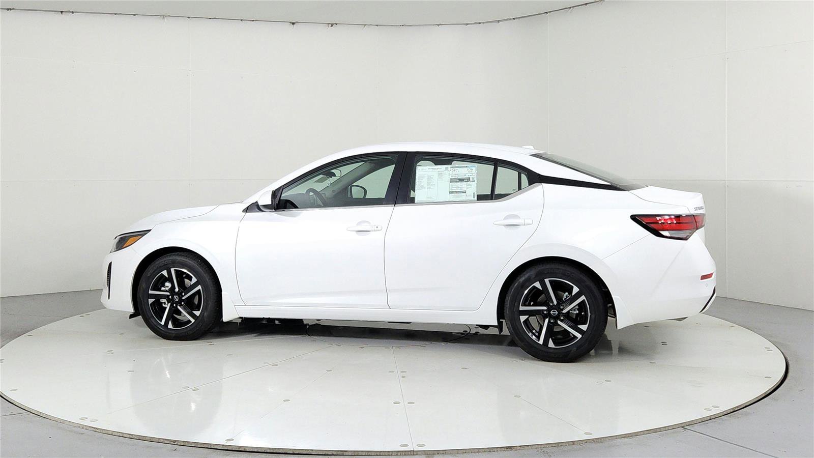 New 2025 Nissan Sentra SV w/ All-Weather Package image 6