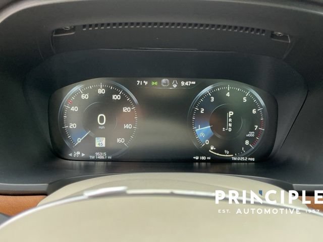 Used 2019 Volvo V90 T5 Inscription w/ Protection Package Premier FWD image 15