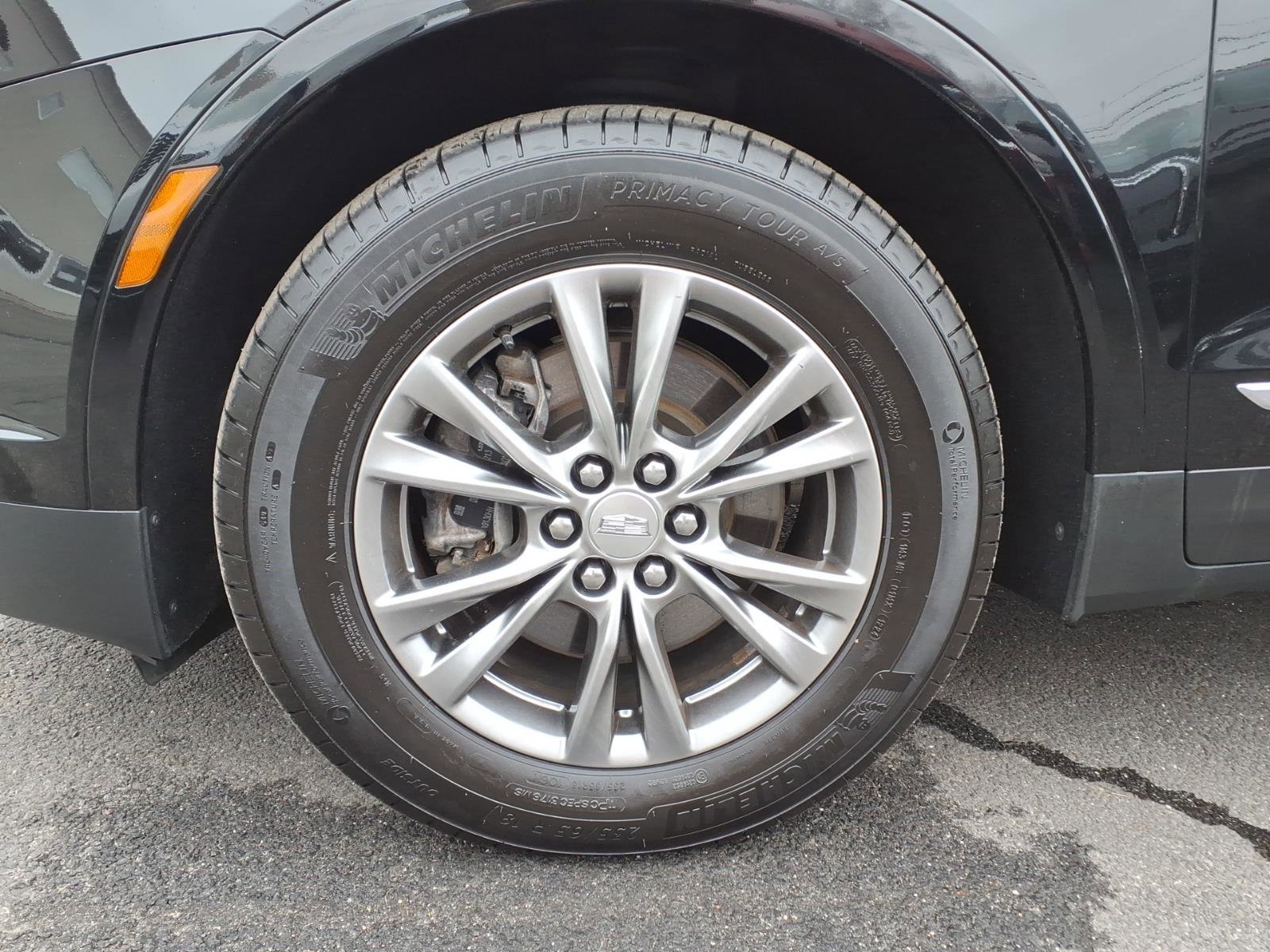 Used 2021 Cadillac XT5 Premium Luxury w/ LPO, Floor Liner Package image 8