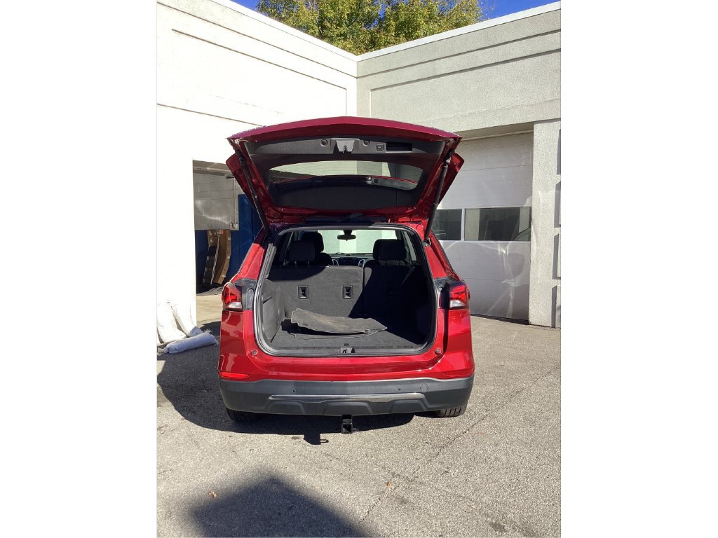 Used 2024 Chevrolet Equinox LT AWD/4WD image 10
