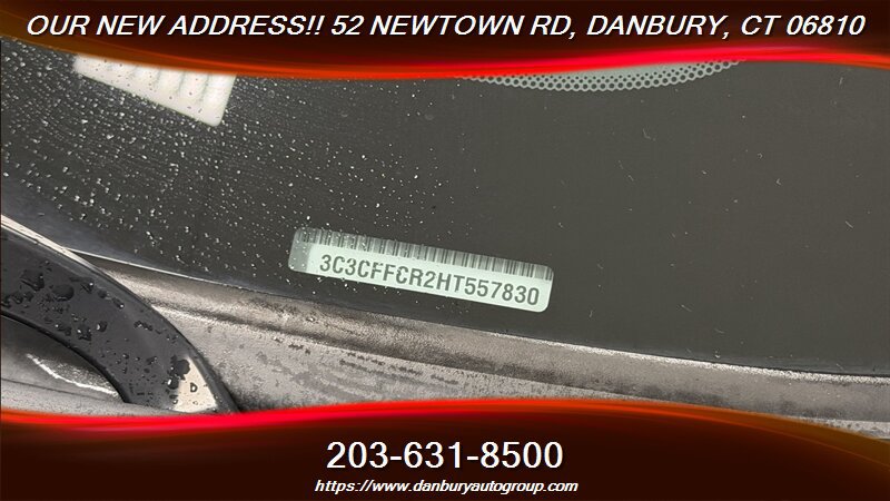 Used 2017 FIAT 500 Lounge FWD image 24
