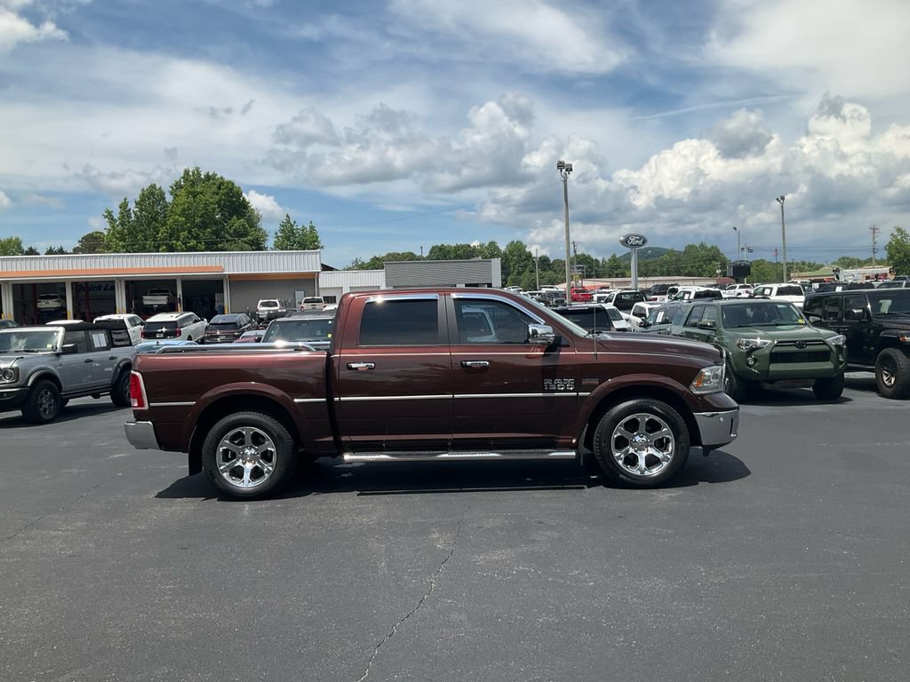 Used 2015 RAM 1500 Laramie w/ Convenience Group AWD/4WD image 4