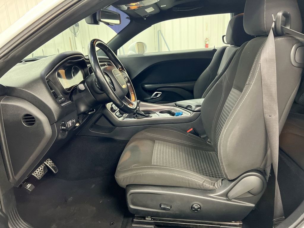 Used 2020 Dodge Challenger SXT image 19