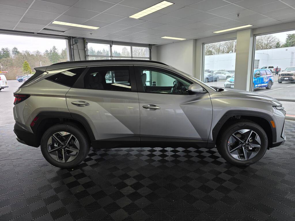 New 2026 Hyundai Tucson SEL image 3