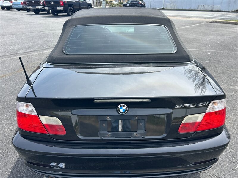 Used 2002 BMW 325Ci Convertible image 11