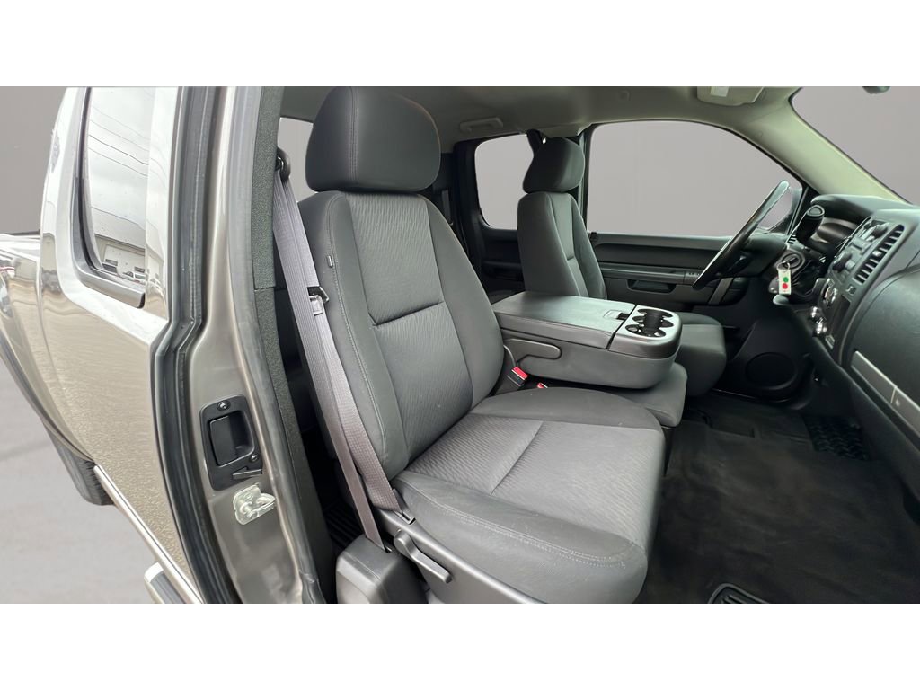 Used 2013 Chevrolet Silverado 1500 LT w/ All-Star Edition AWD/4WD image 32