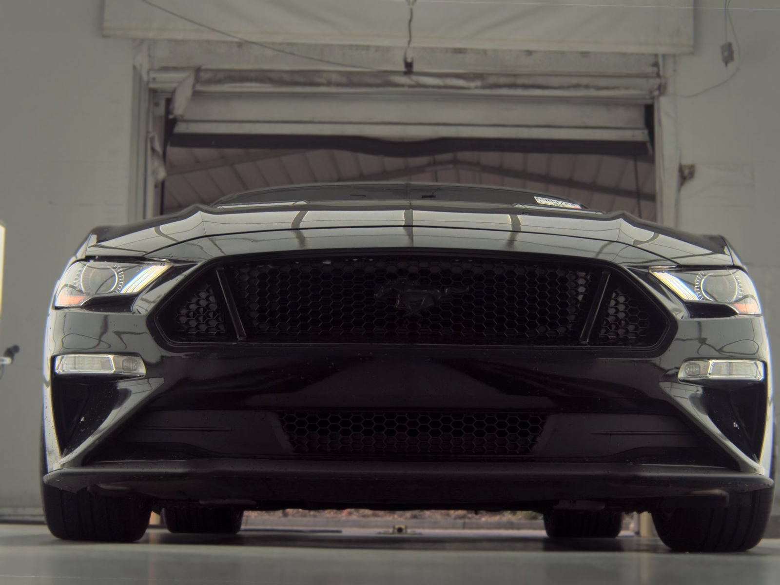 Used 2018 Ford Mustang GT RWD image 4