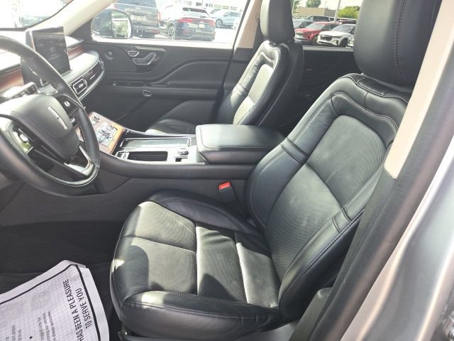 Certified 2023 Lincoln Aviator Reserve w/ Jet Package AWD/4WD image 7
