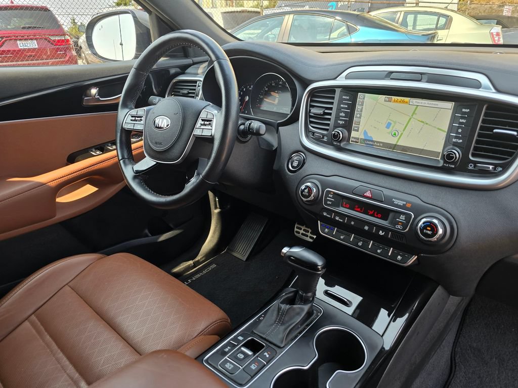 Used 2019 Kia Sorento SX AWD/4WD image 11