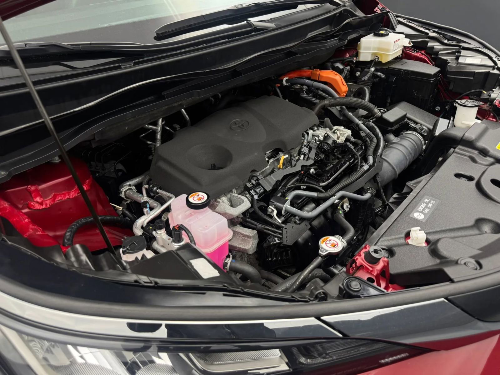 Used 2023 Toyota Sienna XLE AWD/4WD image 29