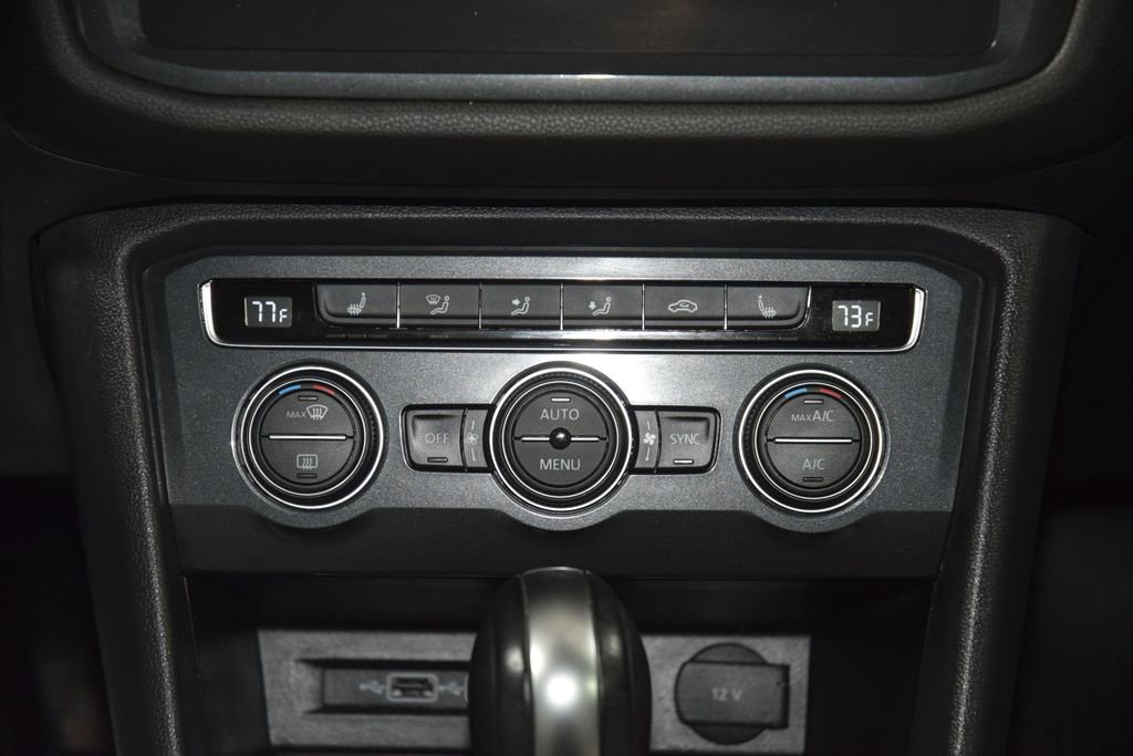 Used 2019 Volkswagen Tiguan SE w/ Panoramic Sunroof Package AWD/4WD image 29