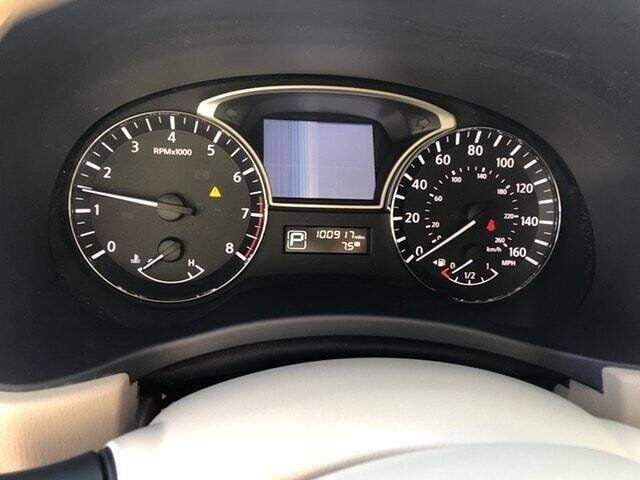 Used 2013 Nissan Pathfinder Platinum w/ Platinum Premium Pkg AWD/4WD image 10
