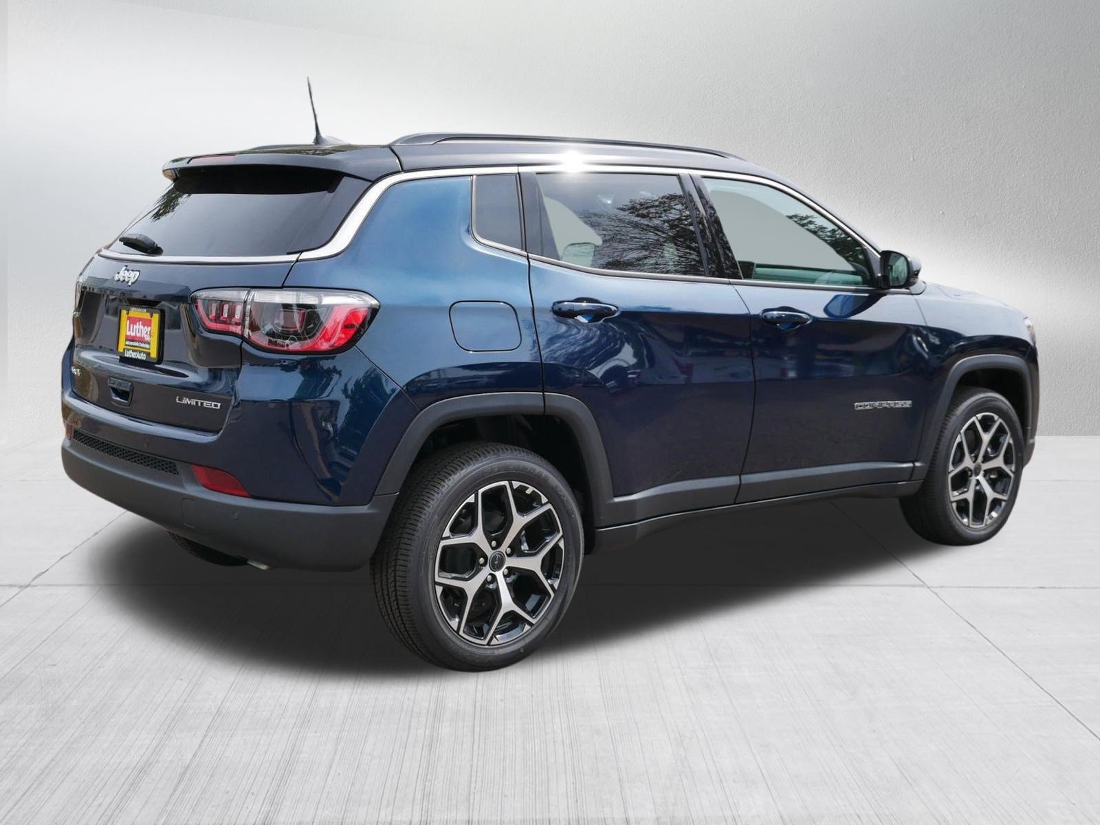 New 2026 Jeep Compass Limited AWD/4WD image 7