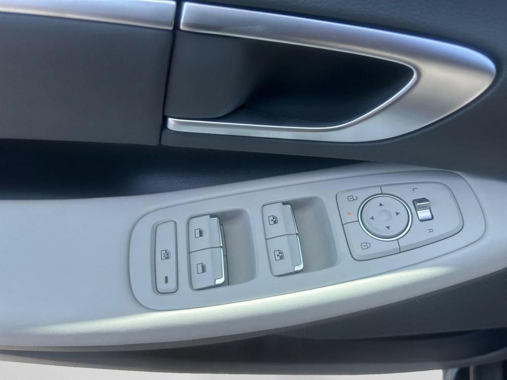 New 2026 Hyundai Sonata SEL FWD image 18