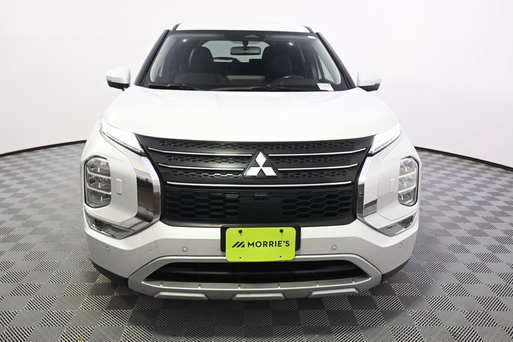 Used 2024 Mitsubishi Outlander SE AWD/4WD image 10