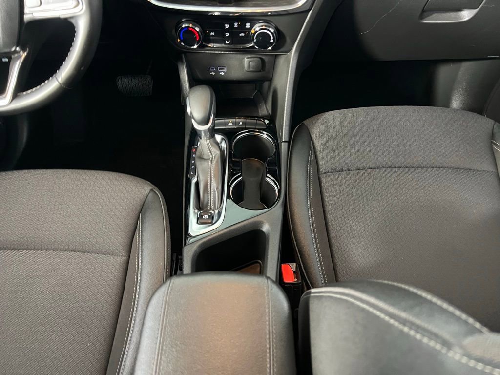Used 2025 Buick Encore GX Preferred image 16