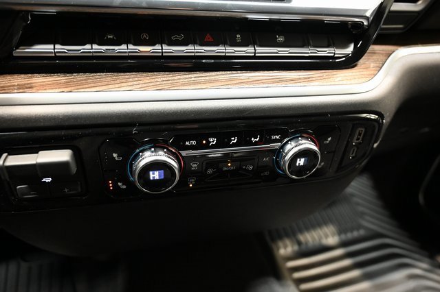 New 2026 GMC Sierra 1500 Elevation image 18