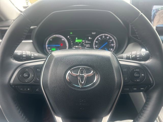 Used 2023 Toyota Venza XLE AWD/4WD image 11
