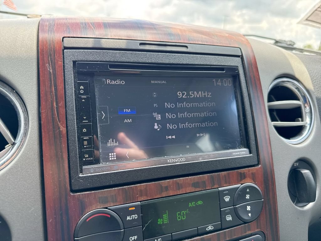 Used 2006 Lincoln Mark LT 4x4 image 14