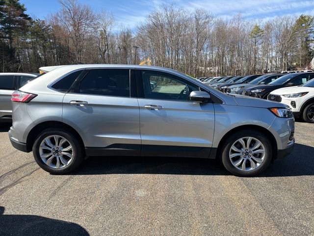 Certified 2022 Ford Edge Titanium AWD/4WD image 4