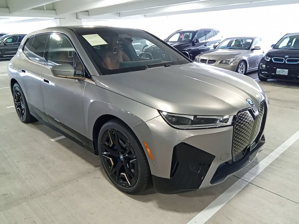 Certified 2023 BMW iX M60 w/ Executive Package AWD/4WD image 3