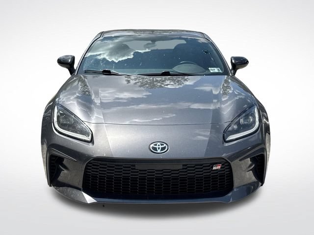 Used 2023 Toyota GR86 RWD image 10