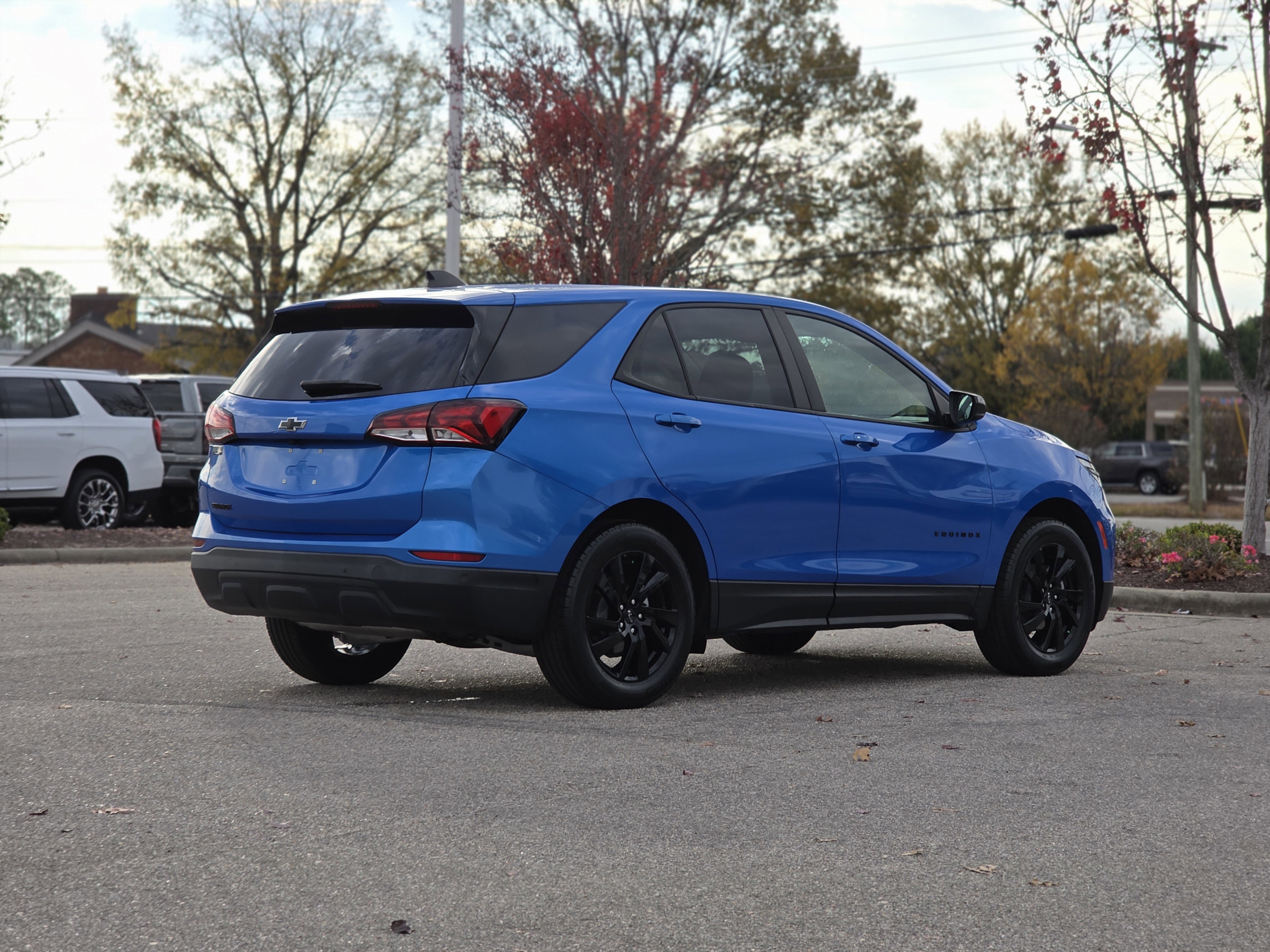 Used 2024 Chevrolet Equinox LS w/ LS Convenience Package image 7
