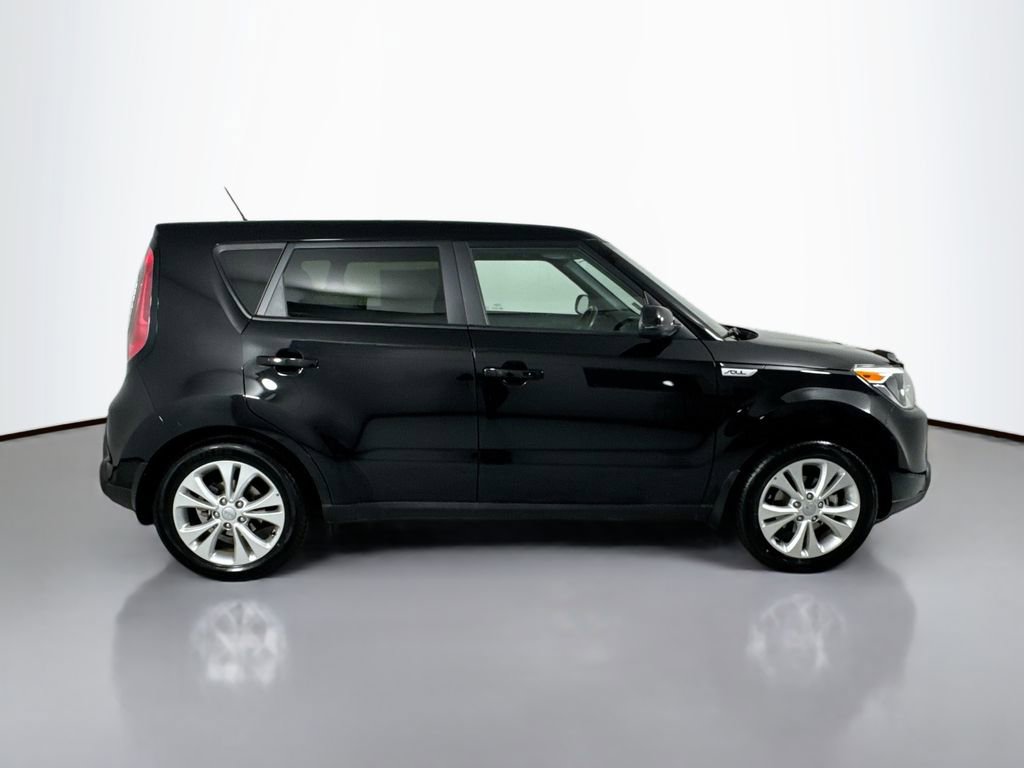 Used 2015 Kia Soul + w/ Primo Package FWD image 7