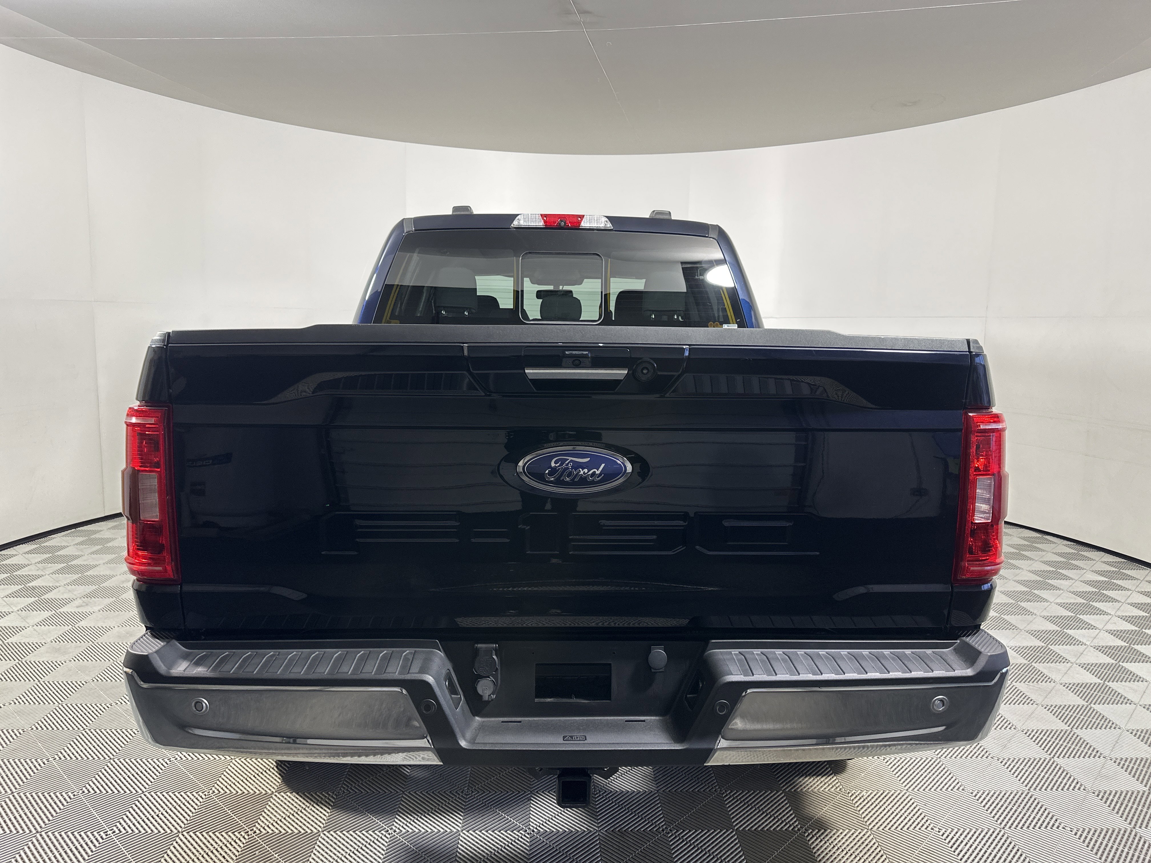 Certified 2022 Ford F150 XLT w/ Equipment Group 302A High image 6