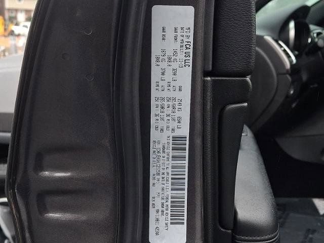 Used 2020 Jeep Grand Cherokee Laredo w/ 18" Wheel & 8.4" Radio Group image 30