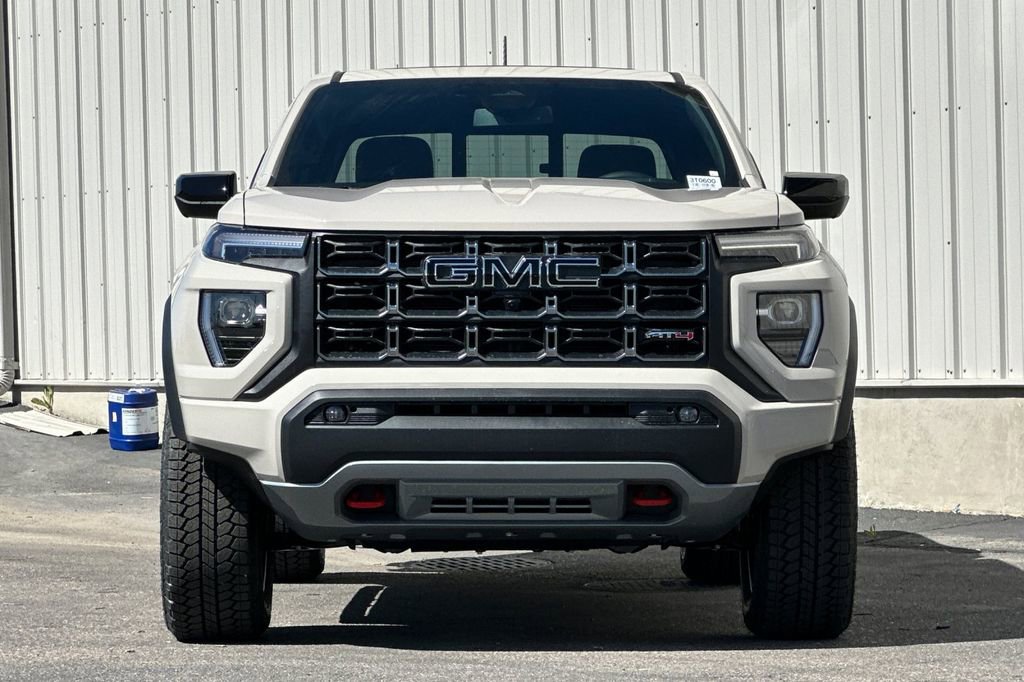 New 2026 GMC Canyon AT4 w/ Nightfall Edition AWD/4WD image 3