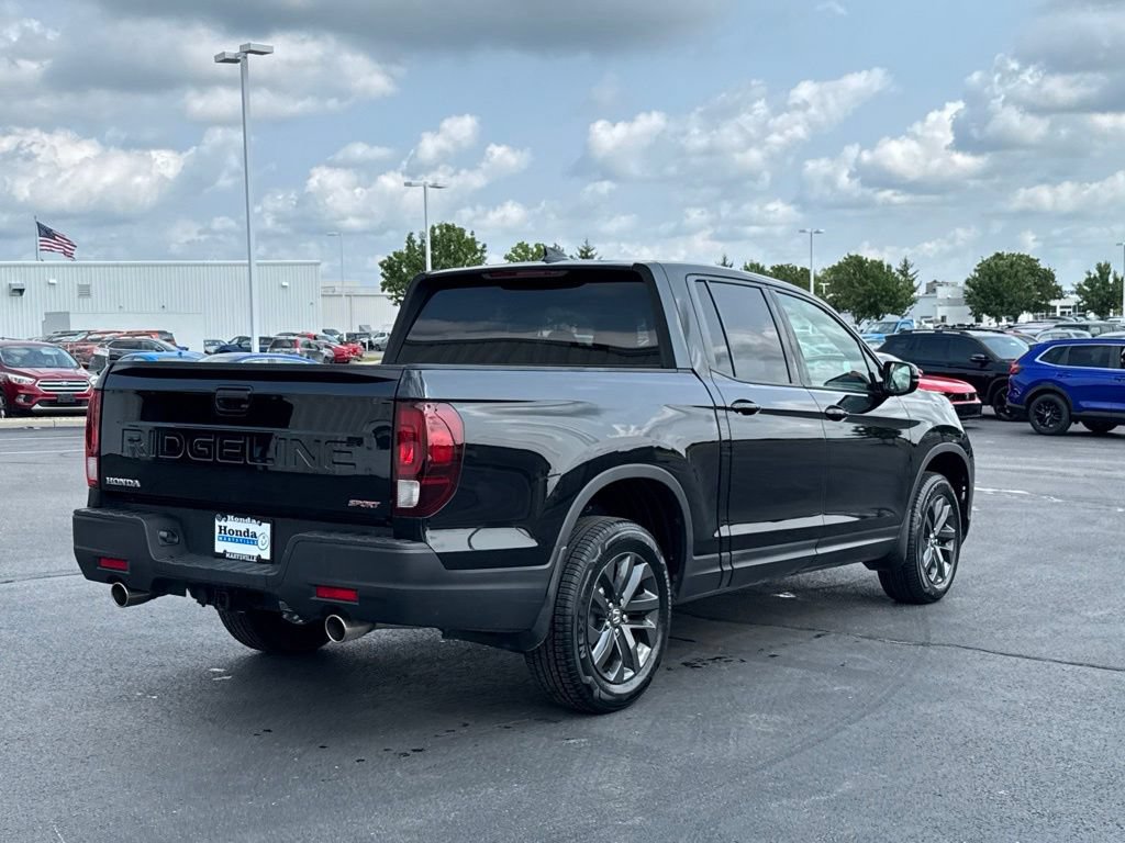 Used 2025 Honda Ridgeline Sport image 7